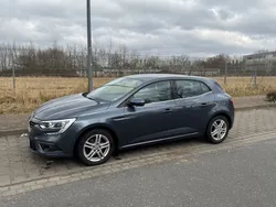 Blau Gebraucht 2016 Renault Mégane III Intens Limousine | 10.500 € (Fairer Preis)