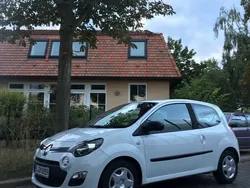 Weiß Gebraucht 2014 Renault Twingo Dynamique Kleinwagen | 3.500 € (Fairer Preis)