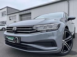 Grau Gebraucht 2023 VW Passat R-line Kombi | 19.860 € (Fairer Preis)