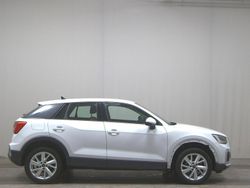 Weiss Gebraucht 2023 Audi Q2 Advanced SUV | 17.980 € (Superpreis)