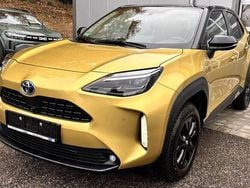 Gold Gebraucht 2022 Toyota Yaris Cross Elegant SUV | 24.980 € (Fairer Preis)