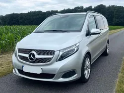Grau Gebraucht 2015 Mercedes V220 Edition Van / Kleinbus | 30.800 € (Etwas zu teuer)
