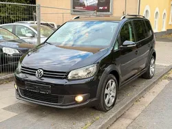 Schwarz Gebraucht 2012 VW Touran Cross Van / Kleinbus | 9.690 € (Fairer Preis)