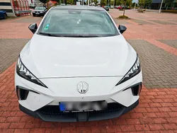 Weiß Gebraucht 2022 MG MG4 EV Luxury Kleinwagen | 20.000 € (Fairer Preis)