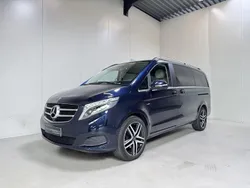 Blau Gebraucht 2016 Mercedes V250 Avantgarde Van / Kleinbus | 37.990 € (Fairer Preis)