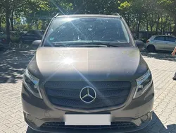 Braun Gebraucht 2018 Mercedes Vito Van / Kleinbus | 28.000 €