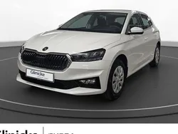 Weiß Neu 2025 Skoda Fabia Essence Limousine | 17.999 € (Fairer Preis)