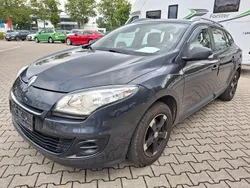 Schwarz Gebraucht 2012 Renault Mégane III Limousine | 2.890 € (Superpreis)