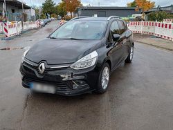 Schwarz Gebraucht 2017 Renault Clio GrandTour LIMITED Kombi | 7.000 € (Fairer Preis)