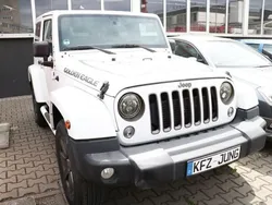Weiß Gebraucht 2018 Jeep Wrangler Unlimited Sport SUV | 34.990 € (Etwas zu teuer)