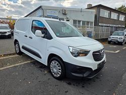 Weiß Gebraucht 2019 Opel Combo Van / Kleinbus | 8.595 € (Guter Preis)