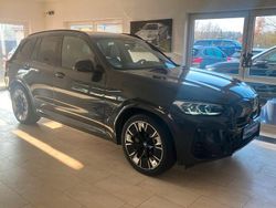 Grau Gebraucht 2023 BMW iX3 Impressive SUV | 36.290 €
