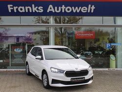 Weiß Gebraucht 2021 Skoda Fabia Active Limousine | 12.950 € (Fairer Preis)