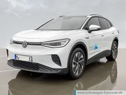 Gletscherweiß metallic Gebraucht 2023 VW ID.4 Pro Performance SUV | 35.450 € (Fairer Preis)