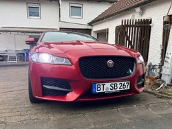 Rot Gebraucht 2018 Jaguar XF R-Sport Limousine | 17.000 € (Superpreis)