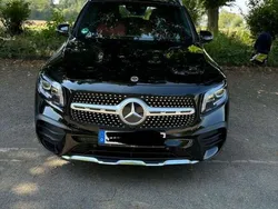 Schwarz Gebraucht 2021 Mercedes GLB200 SUV | 35.400 € (Etwas zu teuer)