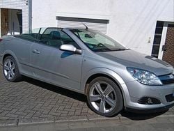 Silber Gebraucht 2008 Opel Astra Cabriolet Cabrio | 3.499 € (Fairer Preis)