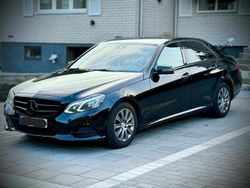 Schwarz Gebraucht 2014 Mercedes 190 Limousine | 13.000 €