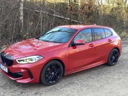 Rot Gebraucht 2020 BMW 120 M Sport Kleinwagen | 22.700 € (Fairer Preis)