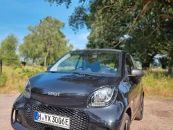 Schwarz Gebraucht 2020 Smart ForTwo Electric Drive Coupé | 10.800 € (Teuer)