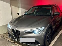 Grau Gebraucht 2017 Alfa Romeo Stelvio SUV | 19.399 € (Fairer Preis)