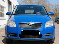 Blau Gebraucht 2009 Skoda Fabia Kleinwagen | 3.500 € (Fairer Preis)