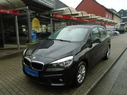 Schwarz Gebraucht 2016 BMW 218 Active Tourer Advantage Van / Kleinbus | 9.200 € (Fairer Preis)
