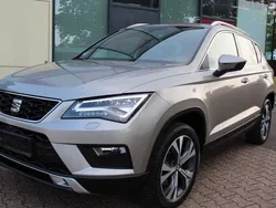Beige Gebraucht 2017 Seat Ateca 4Drive SUV | 16.490 € (Fairer Preis)