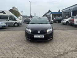 Schwarz Gebraucht 2013 Dacia Sandero Ambiance Kleinwagen | 4.990 € (Teuer)
