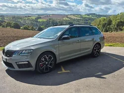 Grau Gebraucht 2020 Skoda Octavia RS Kombi | 22.400 € (Superpreis)