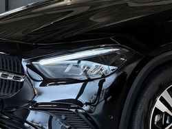 Schwarz Gebraucht 2024 Mercedes GLA200 Progressive SUV | 36.950 € (Guter Preis)