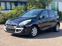Schwarz Gebraucht 2012 Renault Scénic III Dynamique Van / Kleinbus | 4.900 € (Guter Preis)