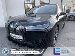 Saphirschwarz Gebraucht 2024 BMW iX Sport Line SUV | 74.840 € (Teuer)