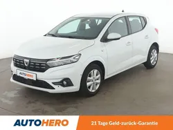 Weiß Gebraucht 2022 Dacia Sandero Comfort Kleinwagen | 12.490 € (Guter Preis)