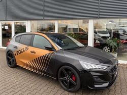 Schwarz Gebraucht 2023 Ford Focus ST-Line X Limousine | 26.490 € (Teuer)