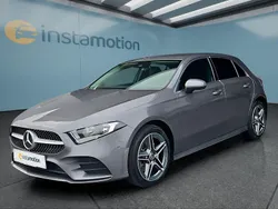 Grau Gebraucht 2022 Mercedes A250 Kleinwagen | 27.949 € (Fairer Preis)