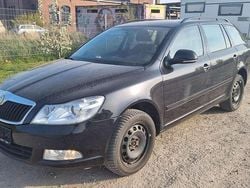 Schwarz Gebraucht 2010 Skoda Octavia Elegance Kombi | 5.000 € (Guter Preis)