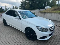 Weiß Gebraucht 2014 Mercedes E200 Limousine | 15.800 € (Etwas zu teuer)