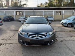 Grau Gebraucht 2010 Honda Accord Executive Kombi | 6.500 € (Fairer Preis)