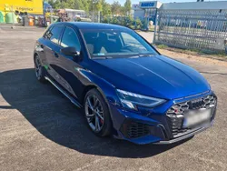 Blau Gebraucht 2022 Audi S3 Kleinwagen | 38.000 € (Guter Preis)