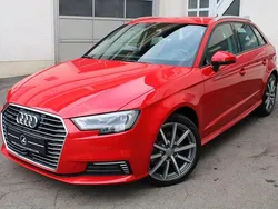 Rot Gebraucht 2020 Audi A3 Sportback e-tron Sport Limousine | 19.990 € (Superpreis)