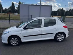 Weiß Gebraucht 2009 Peugeot 206+ Basis Kleinwagen | 1.250 € (Superpreis)