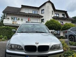 Silber Gebraucht 2004 BMW 320 M Sport Limousine | 5.300 € (Fairer Preis)