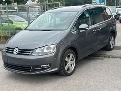 Indiumgrau metallic Gebraucht 2015 VW Sharan Highline Van / Kleinbus | 12.600 € (Fairer Preis)