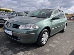 Grün Gebraucht 2005 Renault Mégane GrandTour Dynamique Kombi | 4.990 € (Teuer)