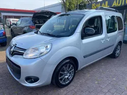 Grau silver Gebraucht 2014 Renault Kangoo Initiale Paris Van / Kleinbus | 6.900 € (Guter Preis)