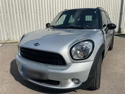 Silber Gebraucht 2016 Mini Cooper Countryman Sport SUV | 14.900 € (Etwas zu teuer)