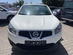 Weiß Gebraucht 2012 Nissan Qashqai Acenta SUV | 7.900 € (Fairer Preis)