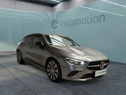 Grau Gebraucht 2021 Mercedes CLA200 Shooting Brake Progressive Kombi | 28.955 € (Etwas zu teuer)