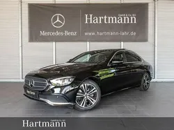 Schwarz Gebraucht 2024 Mercedes E220 Avantgarde Limousine | 45.750 € (Fairer Preis)
